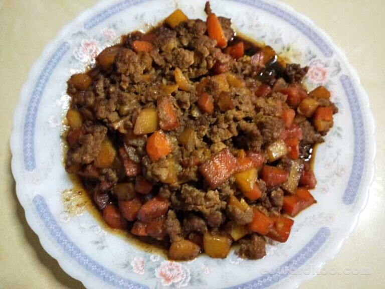 Home Cooked Potato Carrot Minced Meat